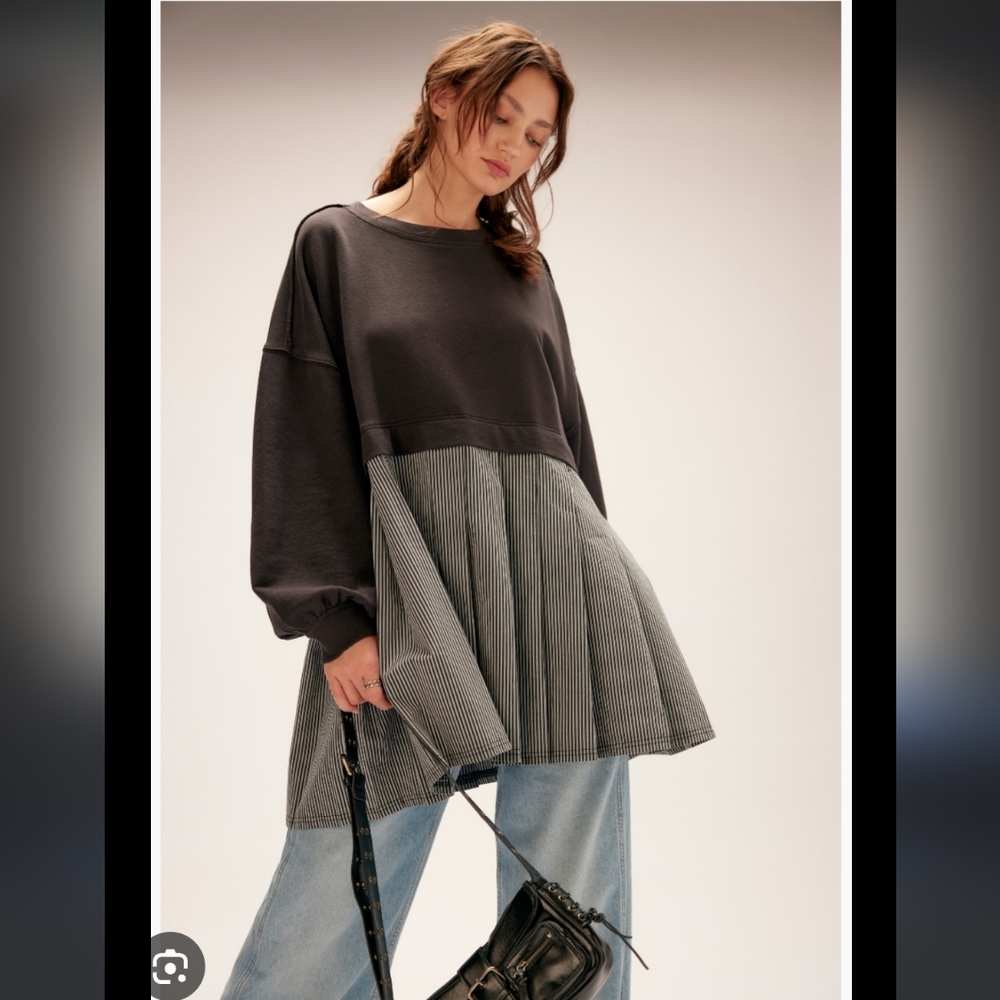 Free People Two-Tone Black and Gray Pleated Tunic